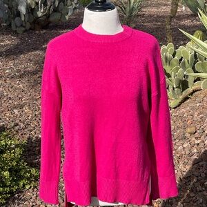TAHARI - Crew Neck Sweater